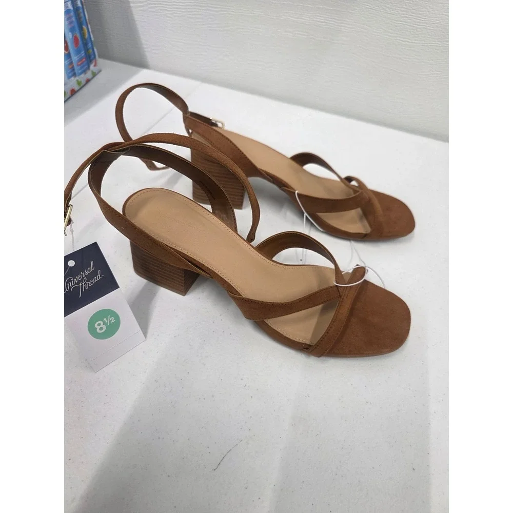 Universal Thread Quincy Cognac Strappy Block Heel Sandals Brown Size 8.5 NEW